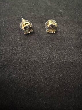 NWOT kate spade Gold-Tone Grey Tone Crystal Stud Earrings